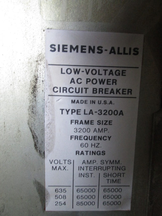 LA-3200A- Siemens Allis Low Voltage AC Power Circuit Breaker