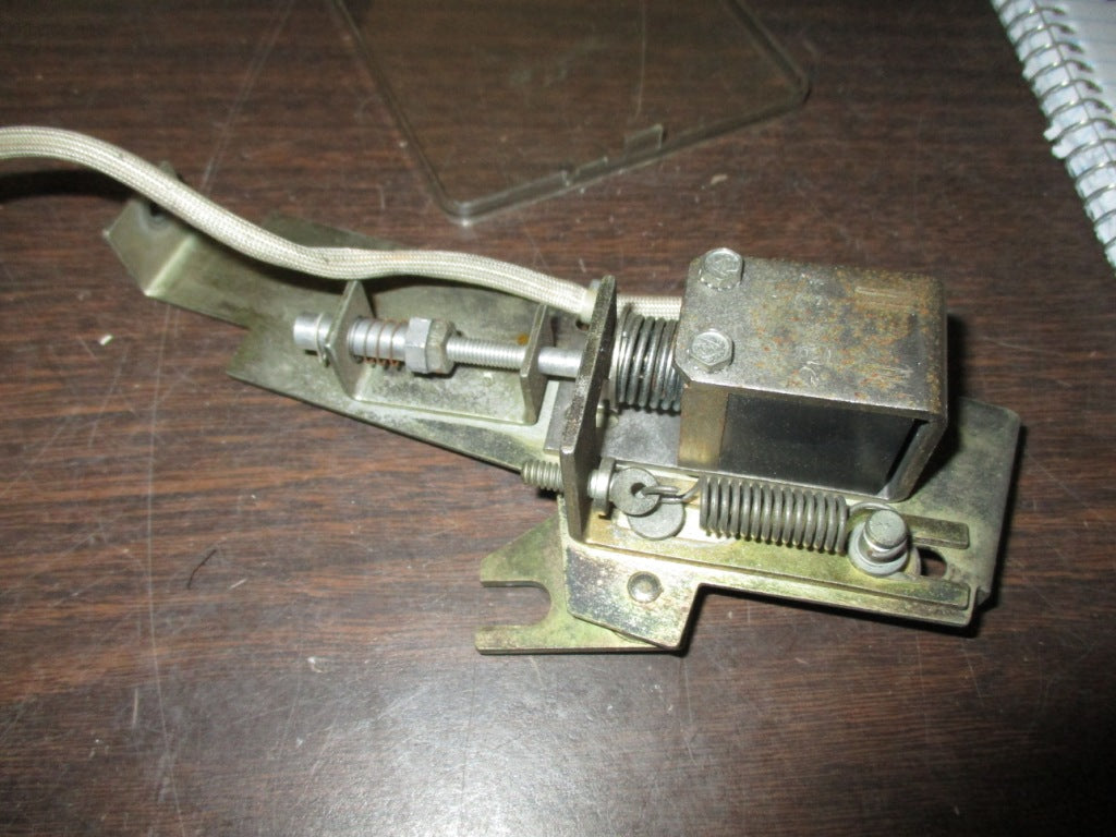 General Electric AK-2A-25 Actuator for Microversa Trip Plus Kit