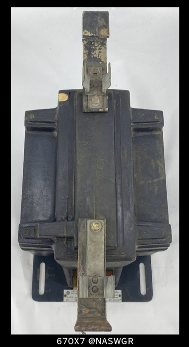 GE JVM-5, 670X7 Potential Transformer - 70:1