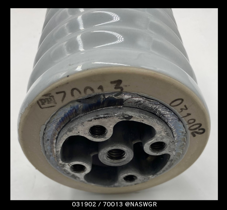 031902 / 70013 Insulator 6" w/ Heart Shape Clip