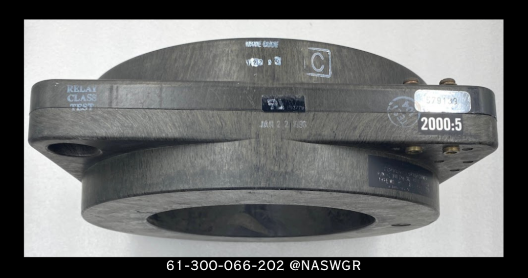 Siemens 61-300-066-202 MD Current Transformer - 2000:5 Amp