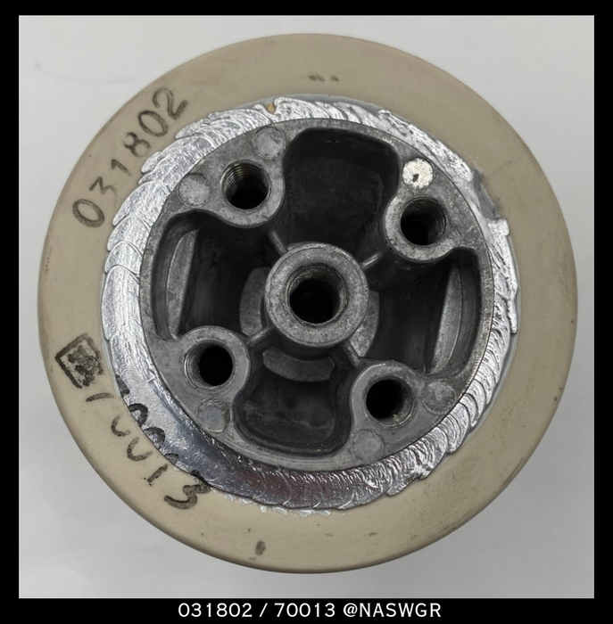 031802 / 70013 Insulator 6"