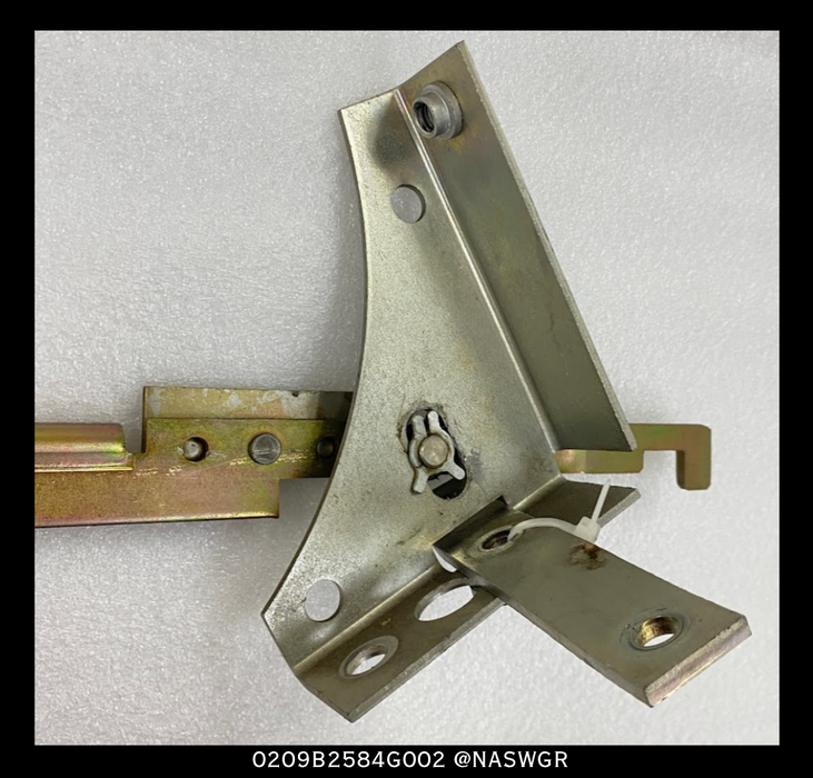 General Electric VB PowerVac Breaker Right Side Rack Out Arm Assembly PN: 0209B2584G002