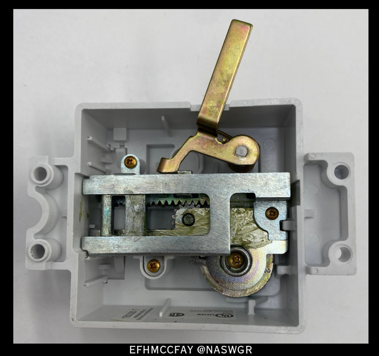 Eaton EFHMCCFAY EG Direct Plastic Rotary Handle - Unused