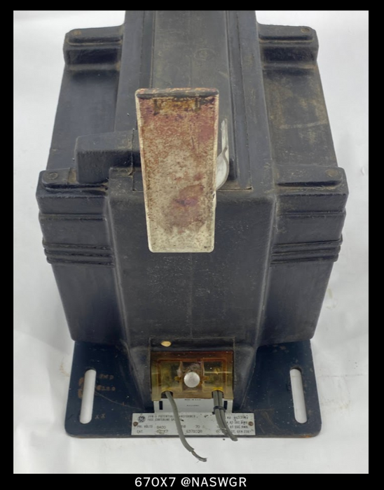 GE JVM-5, 670X7 Potential Transformer - 70:1