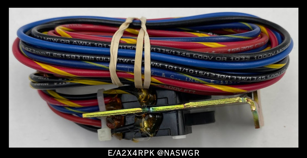 Eaton E/A2X4RPK / 1493D44G07 EL/AUX DBL Switch - 125vDC/250vAC - Unused