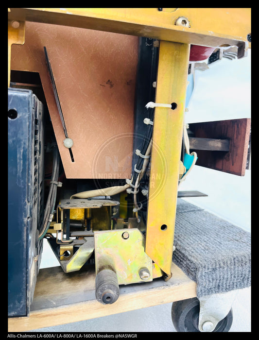 Allis-Chalmers LA-600A Air Circuit Breaker Electrically Operated