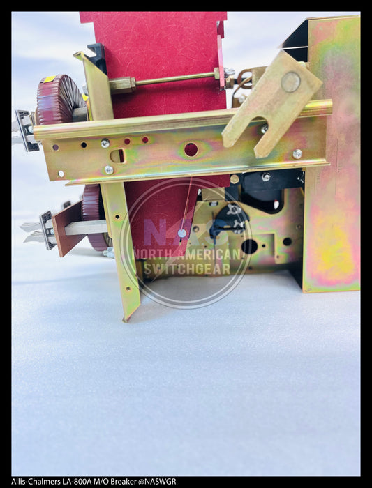 Allis-Chalmers LA-800A Air Circuit Breaker Manually Operated