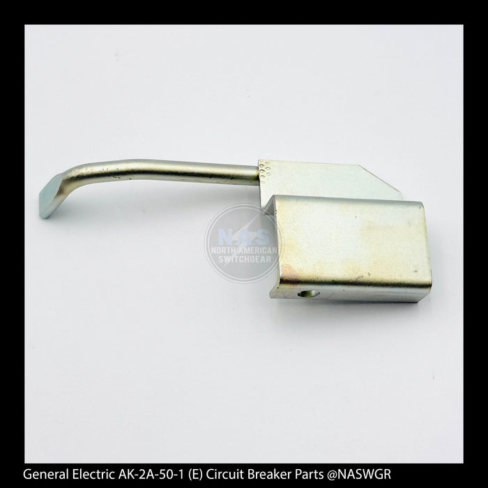 General Electric AK-2A-50-1 Circuit Breaker (E) Breaker Cut-off Switch Lever Bracket - P/N: 271A234G1