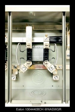 Eaton 1004440BCH Meter Socket - 200A/600V/1P3W/N3R - Unused