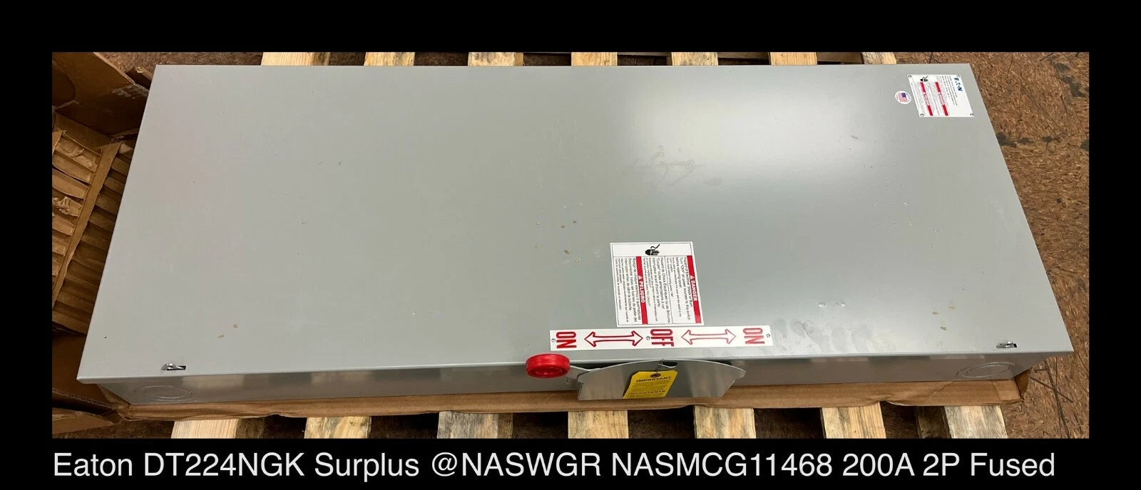 Eaton DT224NGK Heavy Duty Double Throw Safety Switch -200A/240V/2P/N1- Unused