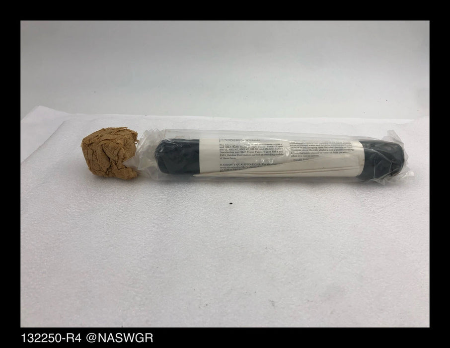 S&C SM-4 123250-R4 150E Fuse Refill Unit - Shelf Surplus 23KV SM-4 150E S&C Fuse