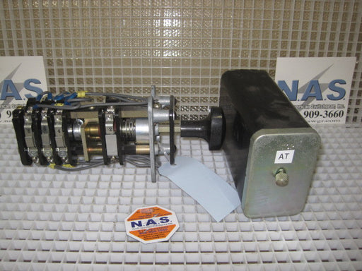 GE Raise Lower SB-10 Switch PN: 16SB10 285A6414G1X2