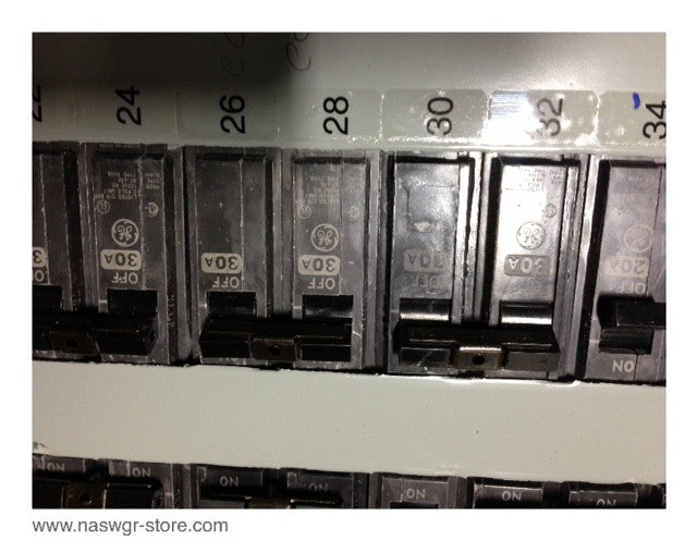 AQF3422SBX , AB55B , GE AQF3422SBX A Series Panelboard , NEMA 1 Enclosure , Box: AB55B , NO: AXB7T6 , 225 Amp , 208Y/120 Volts , 3 Phase , 4 Wire , PN:AQF3422SBX