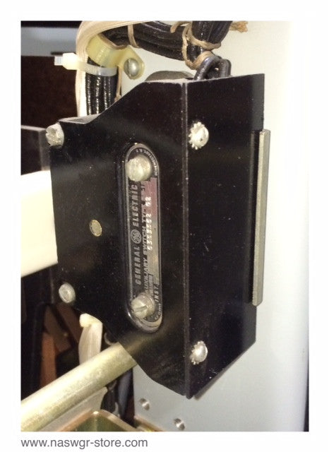General Electric AK-1-50-8 Circuit Breaker (E/O,D/O) - 1600 Amp