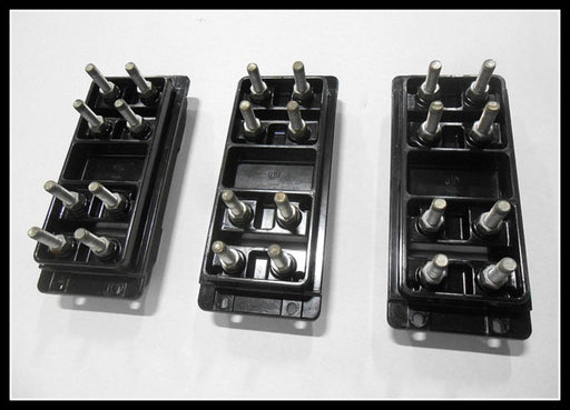 ITE K-1600 Black Cubicle Insulator