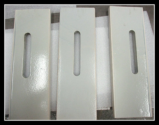 Westinghouse 437D923YH07 Pass Through Insulator 