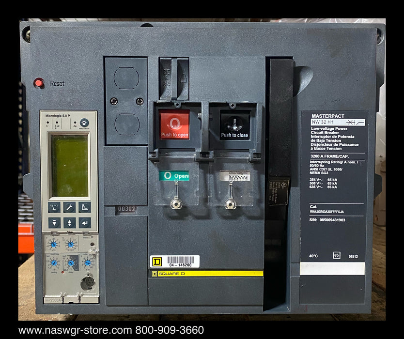 Square D MasterPact NW32H1 Circuit Breaker ~ 2500 Amp