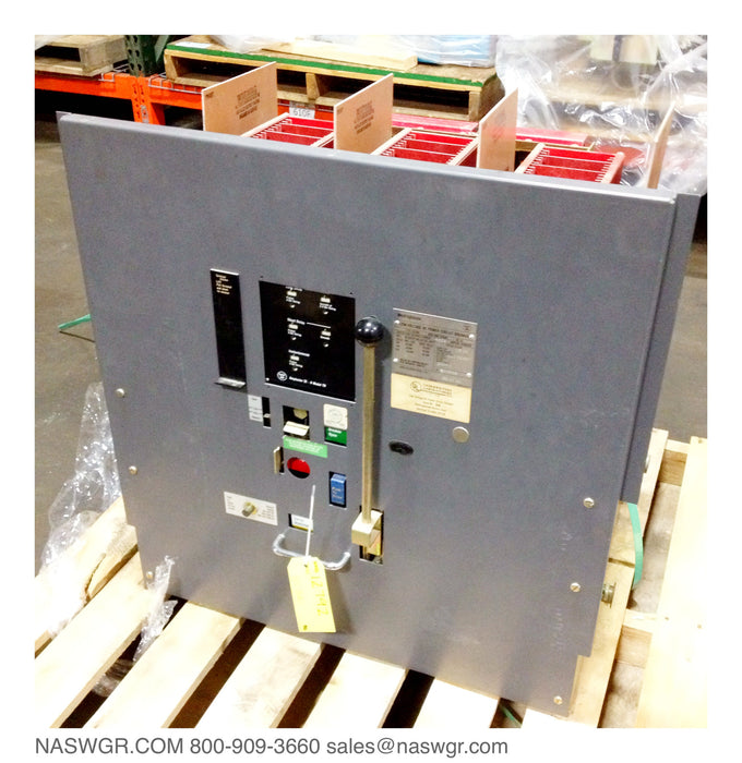 Westinghouse DS-840 Circuit Breaker, 4000A Manually Operated Drawout, Amptector II-A Model TR LSI, Shunt Trip