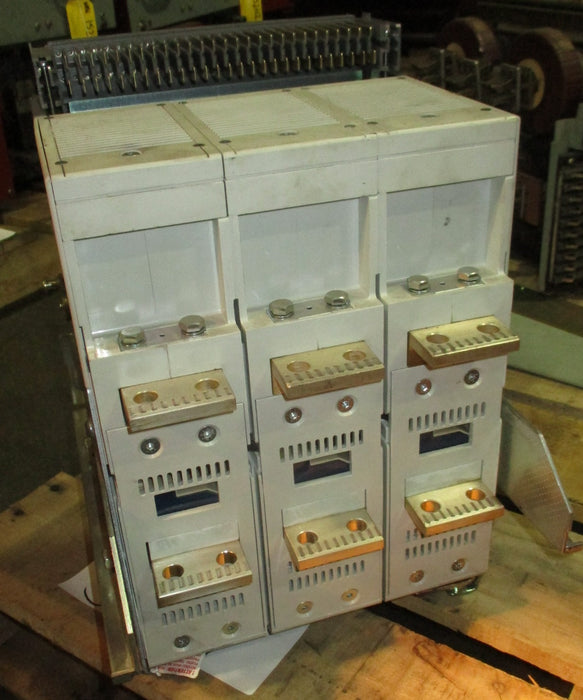 ABB SACE E1B-A 02, LA-800-CIC Circuit Breaker (E/O,D/O) - 100 Amp