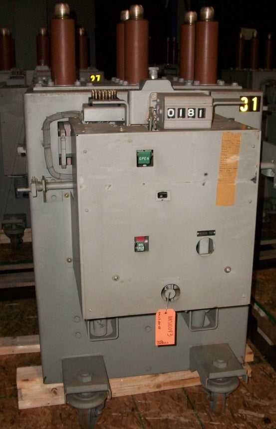 AM13.8-500-5H - General Electric Magne-blast 1200AMP Circuit breaker