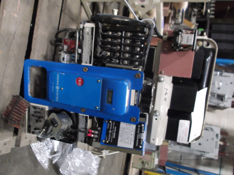 AKU-3A-25 General Electric Low Voltage Power Circuit Breaker