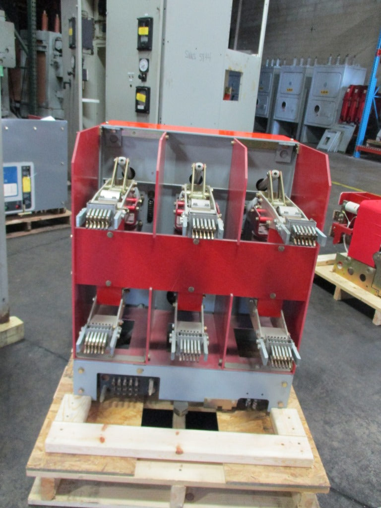 VAD2-05025-12 Square D AC High Voltage Vacuum Circuit Breaker