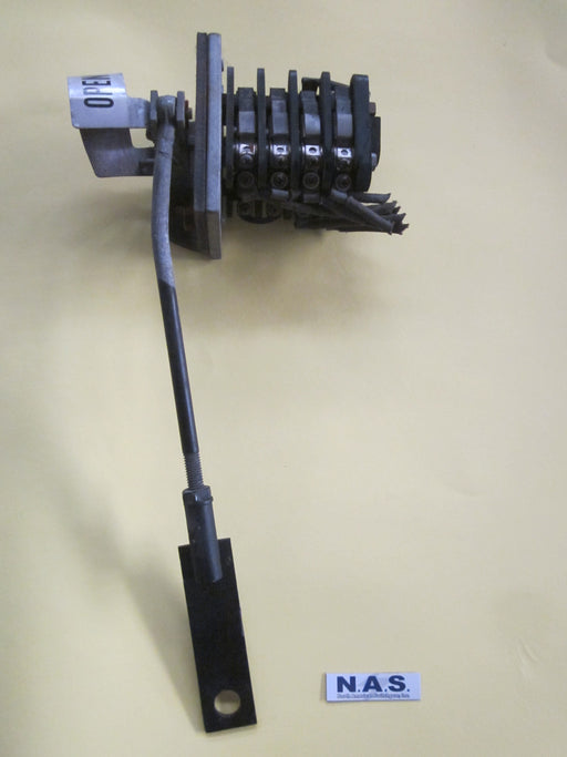 6577001G1 ~ GE 6577001G1 Auxiliary Switch for AM-5-250-4SB-1 Breaker