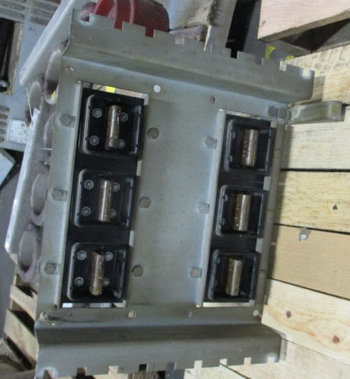Westinghouse 1615701 Molded Base ~ 1615590 Contact Stab