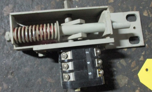 General Electric 10AX002G3 MOC Switch