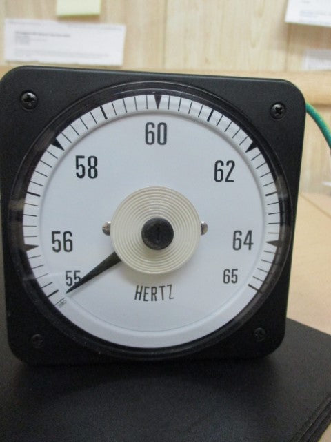 077-41LA-PNAN-AN-SN - Crompton - 65 Hz Meter