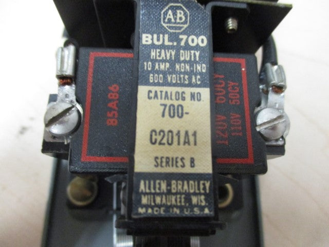 700-C201A1 - Allen Bradley - Control Relay