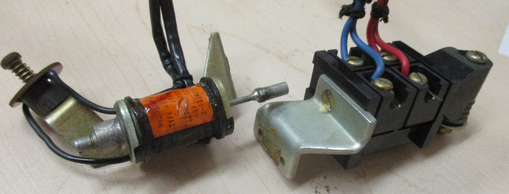 S-1314819 - Westinghouse Shunt Trip Assembly & Bell Alarm