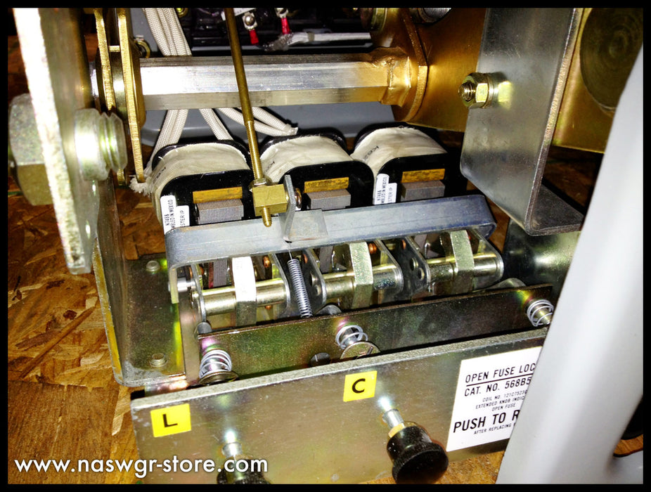 General Electric AKRU-10A-30 Circuit Breaker (E/O,D/O) - 800 Amp